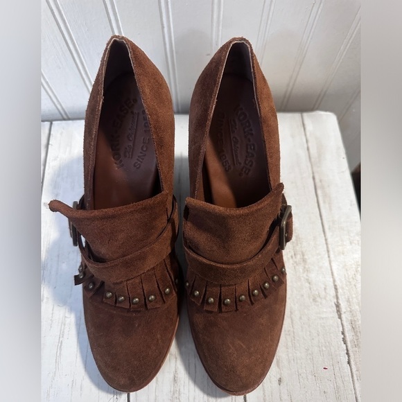 Kork-Ease Brown Suede Heeled Oxford Shoes Fringe and Buckle Women’s Size 6.5M - Picture 4 of 12